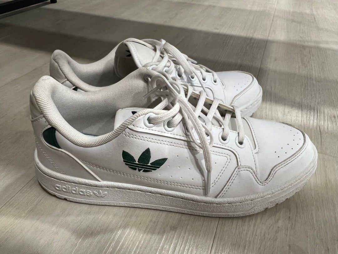 Adidas White Sneaker w Green logo, Women's Fashion, Footwear, Sneakers on  Carousell
