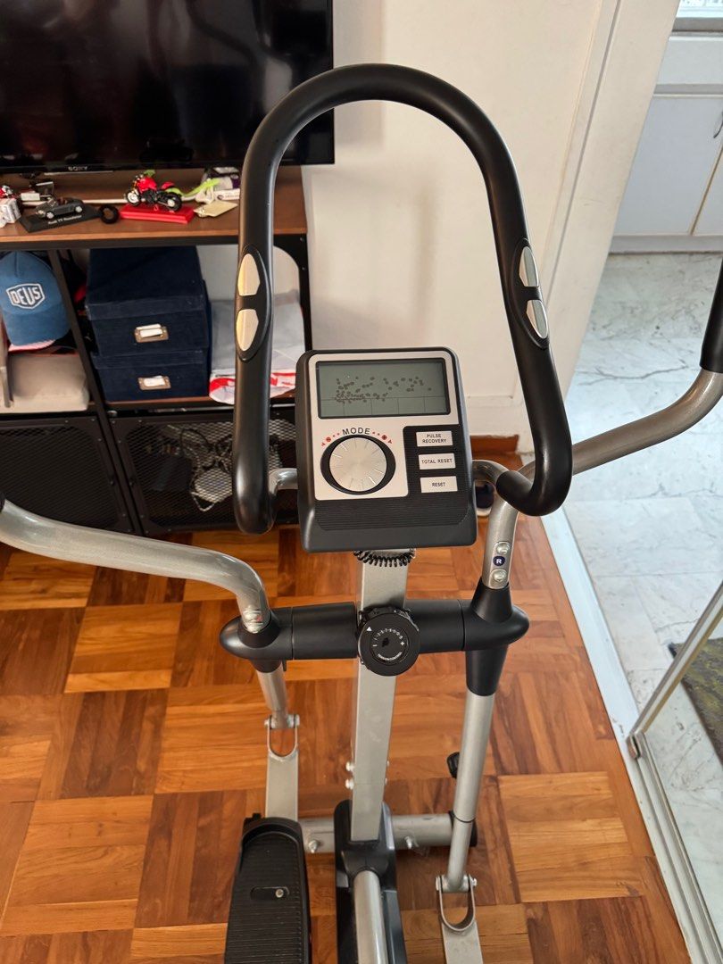 AIBI gym E830 Cross trainer Sports Equipment Exercise Fitness Cardio Fitness Machines on Carousell