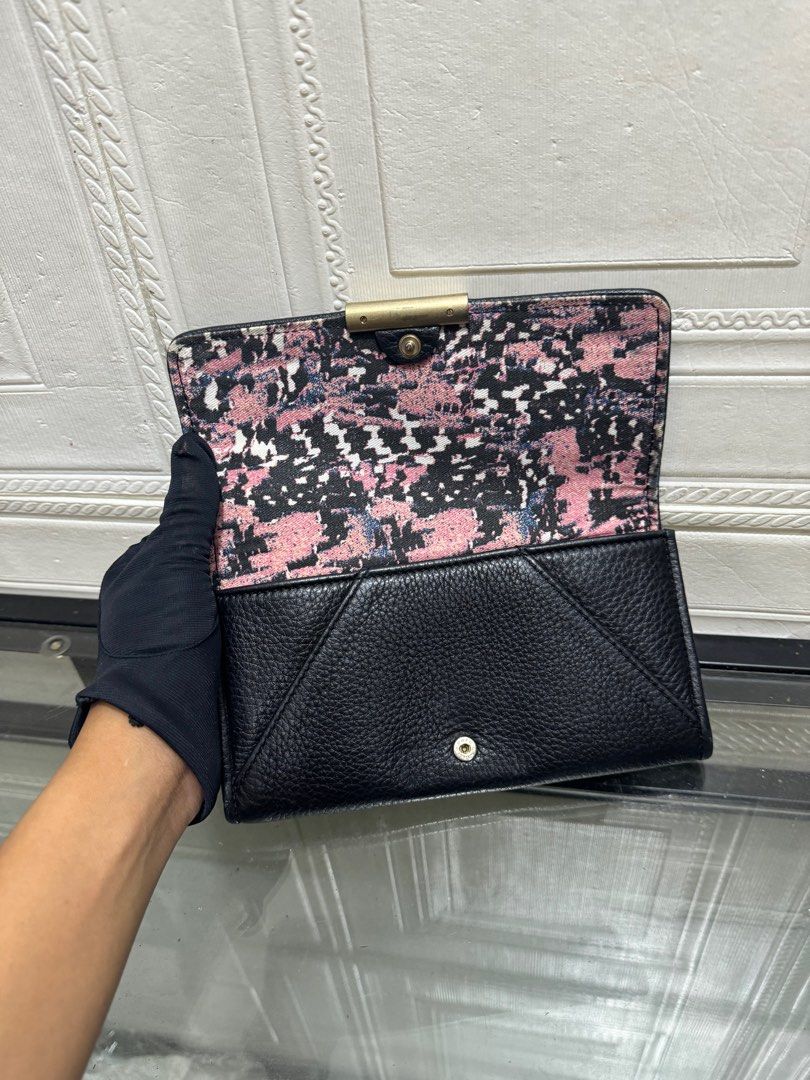 Authentic see by chloe genuine leather long wallet (Category: Luxury Bags & Wallets) located in Rizal. Submitted by houseofbell (Listing ID 1335531682, Image 3). Description: .