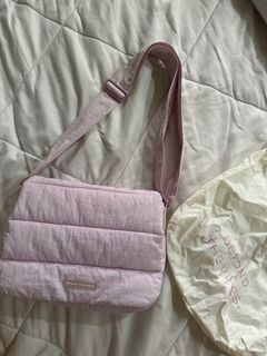 (Category: ) located in . Submitted by iceprincess02 (Listing ID 1335460181, Image 1). Description: .