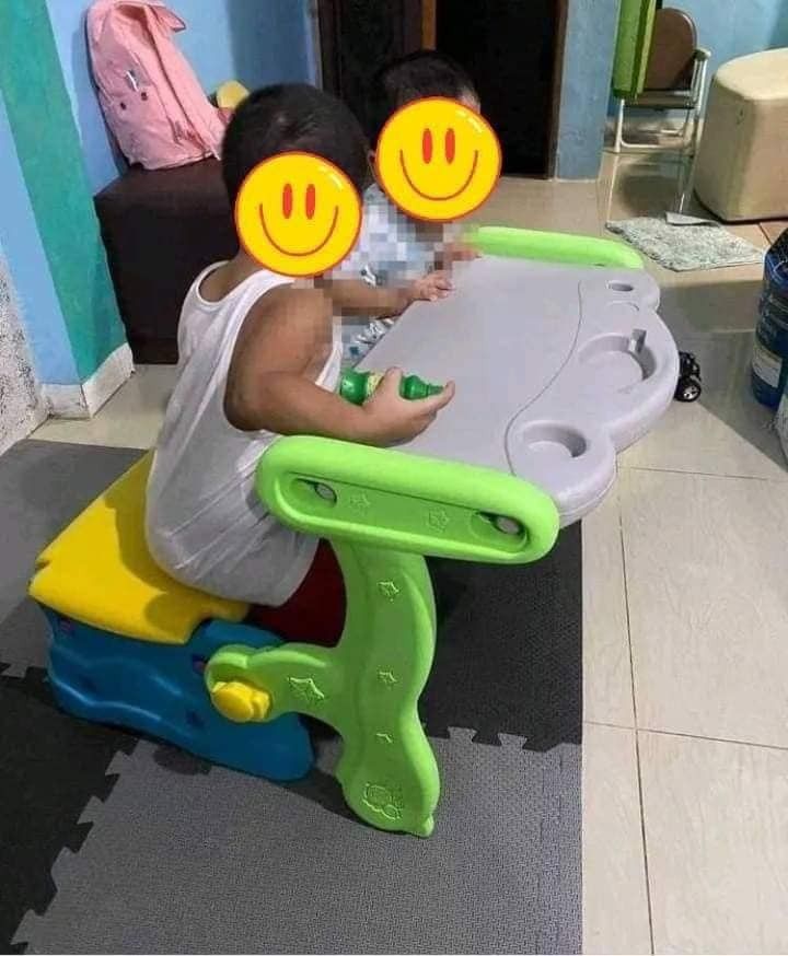 Bisen Study table Multifunctional Table For Kids Table / Chair / Storage / Bench (Category: Kids Tables & Chairs) located in Caloocan City. Submitted by lhaurodi1972 (Listing ID 1335603062, Image 1). Description: 3 in 1 Multi functional Chair/Storage/Study Table Green and Pink PLEASE NOTE THAT THE GREEN ALSO HAVE SOME PINK PARTS ON IT. 3 in 1 Bench/Desk/Storage For Ages 2 to 8 years of age on hand ready for shipping Please read it in detail befor