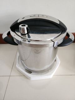 100 affordable pressure cooker used For Sale Cookers Carousell Singapore