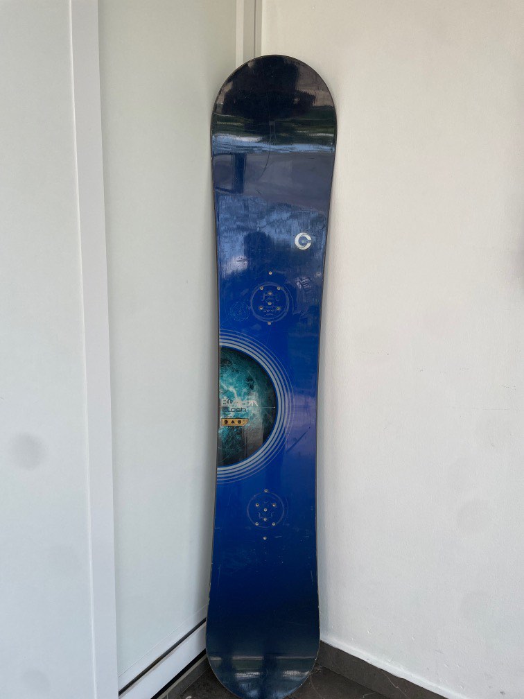 Burton Clash Snowboard 160cm, Sports Equipment, Other Sports