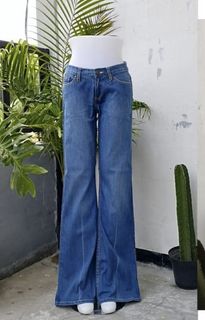 (Kategori: ) berada di . Dikirim oleh b___thingz (ID iklan 1335441569, Gambar 1). Deskripsi: .