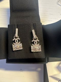 （分類：）位於 。 由 fanskk 提交（商品編號 1335583646，圖片 1）。簡介： 。