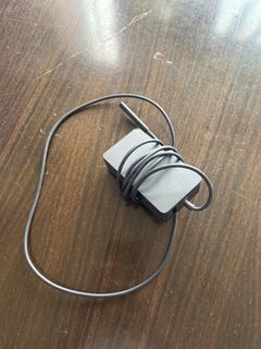 Charger For Microsoft Windows Surface, 只有圖片部份
