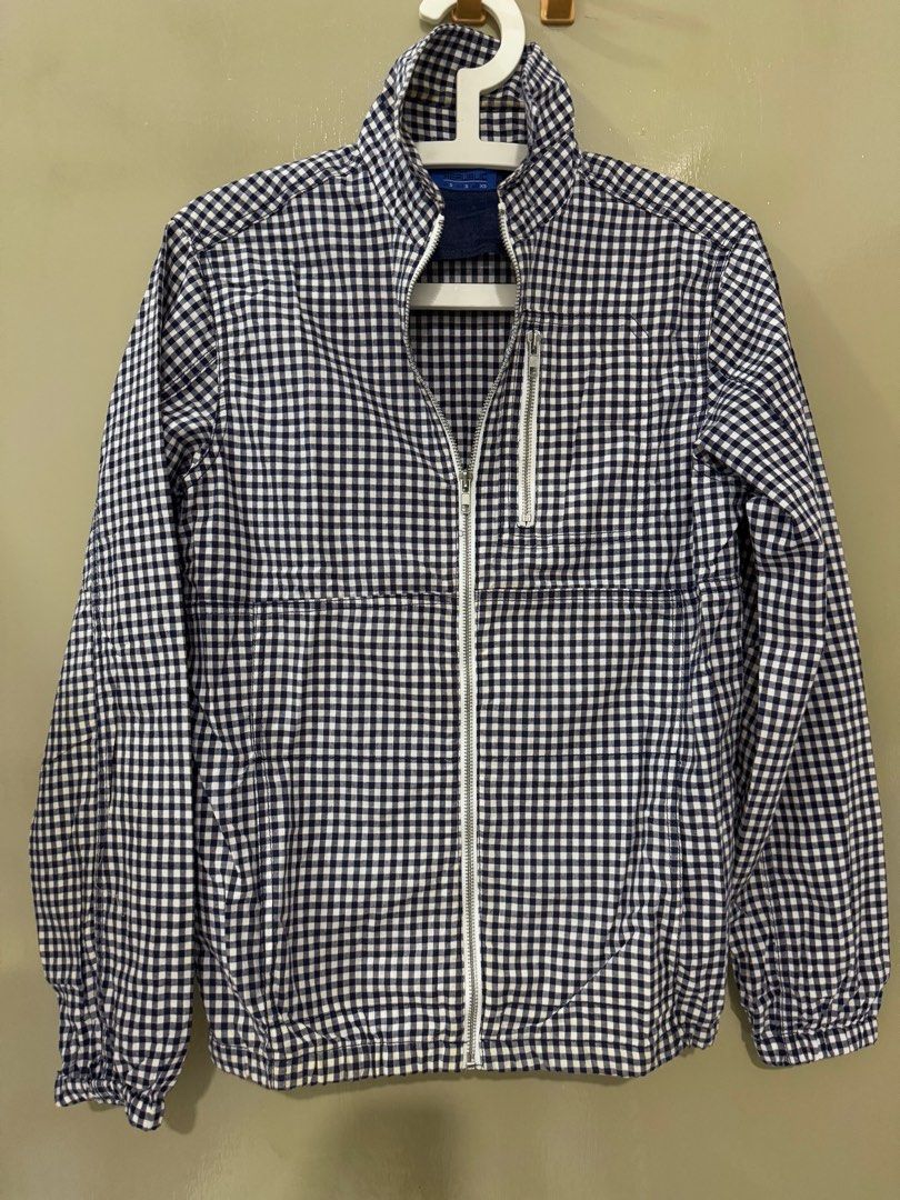 Checkered Light Jacket (Category: Coats, Jackets and Outerwear) located in Kuala Lumpur. Submitted by wilwithsinglel (Listing ID 1335540575, Image 2). Description: - lightly used - white blue checkered.