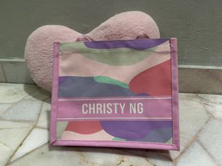 (Category: ) located in . Submitted by preloved_coll (Listing ID 1335560363, Image 1). Description: .