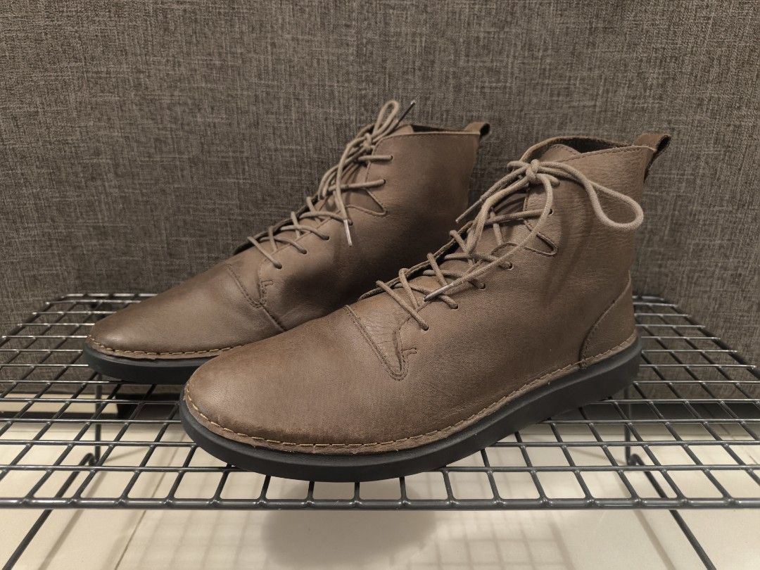 Clarks Hale Rise Brown Leather Boots Light Comfortable UK9 US9.5 EU43 27.5cm Welcome to COD Luxury Sneakers Footwear on Carousell