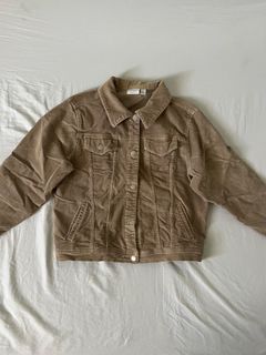 (Category: ) located in . Submitted by kindred.declutter (Listing ID 1335458252, Image 1). Description: .