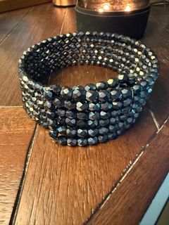 (Category: ) located in . Submitted by newcollections (Listing ID 1335506814, Image 1). Description: .