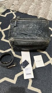(Kategori: ) berada di . Dikirim oleh fashion.items.preloved (ID iklan 1335494568, Gambar 1). Deskripsi: .