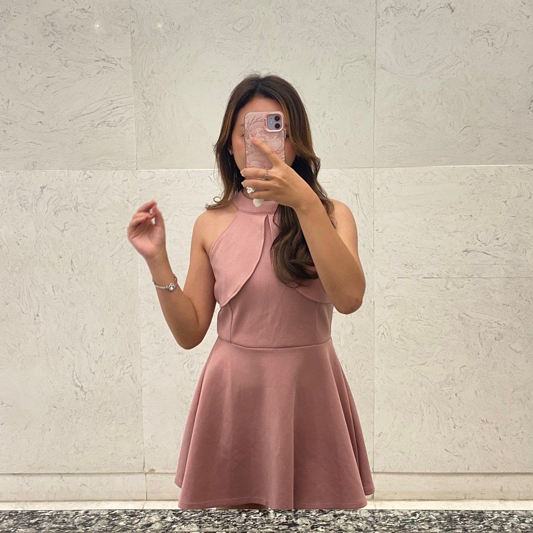 Halter Pink Dress Two Ways Fesyen