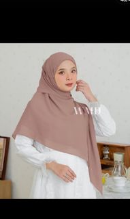 (Kategori: ) berada di . Dikirim oleh easywearbykarina (ID iklan 1335468018, Gambar 1). Deskripsi: .