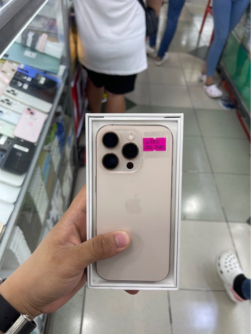 IPHONE 16 PRO 256GB 100BH DUAL SIM OPENLINE NO ISSUE (Category: iPhone 16 Series) located in Manila. Submitted by mrkim_gadget (Listing ID 1335546882, Image 1). Description: Onhand| IPHONE 16 PRO •256GB •Openline Dual Sim •99% Smooth •Never been Repaired •No Hidden Issues •Can Reset Anytime •Test to Sawa •NOT Refurb •Unli 3utools INCLUSION CLEAR CASE CHARGER TEMPERD •Mode of payment •Cash •Gcash •Bank Transfer We Open for COD (INYO PO SF) Pick-Up