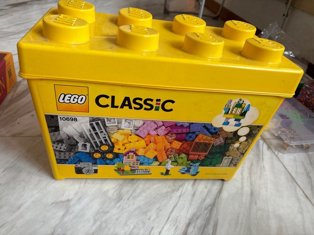 Lego 750 pieces sale