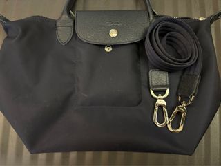 （分類：）位於 。 由 eovoio 提交（商品編號 1335477696，圖片 1）。簡介： 。