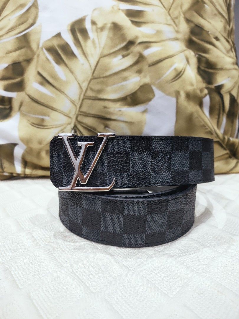 Lv belt black graphite (Category: Luxury Bags & Wallets) located in Cebu City. Submitted by esrpreloved (Listing ID 1335582639, Image 1). Description: genuine leather coded.