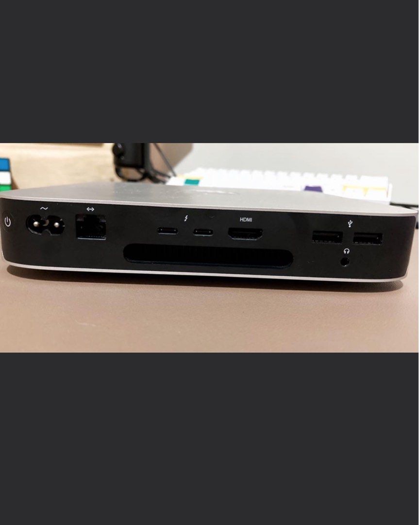 Mac Mini (2020) M1 (Category: Desktops) located in Santa Rosa. Submitted by tonbonda (Listing ID 1335599070, Image 3). Description: Mac Mini M1 (2020) 256gb Memory Unit and Power Cable Only.