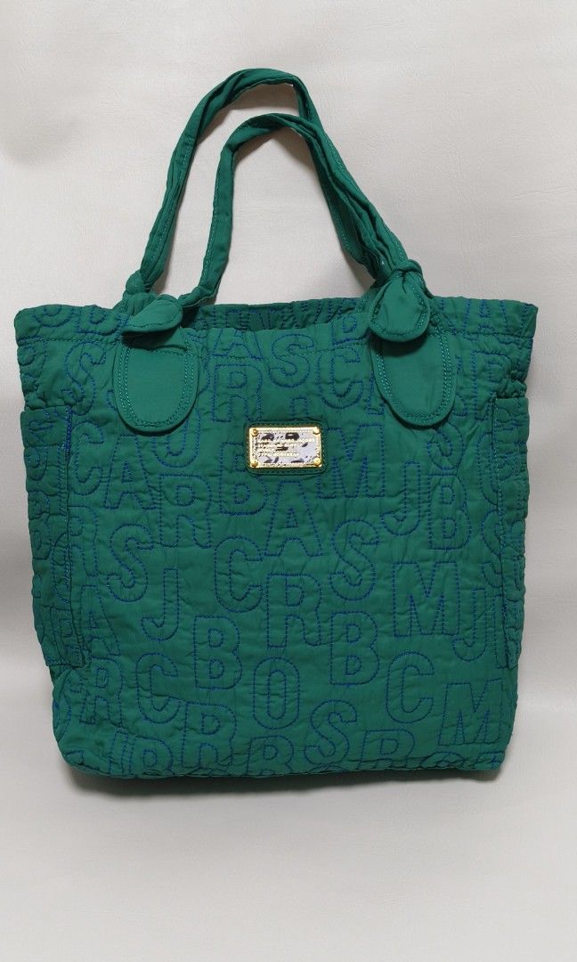 Marc by Marc Jacob's Large Tote Bag (Category: Luxury Bags & Wallets) located in Baguio. Submitted by PreiLoveMaria (Listing ID 1335491601, Image 1). Description: Marc by Marc Jacob's Tote Bag Excellent Condition Large to Large Capacity Please check detailed photos Length: 40 cm Width: 14 cm Height: 40 cm Handle Drop:20 cm Shipping via J&T only No COD and COP ❤️.