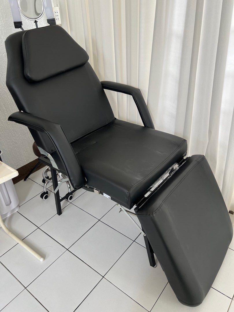 Permanent makeup chair top