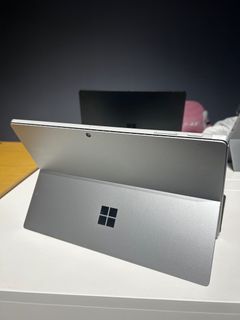 (Category: ) located in . Submitted by microsoftsurfacesupplier (Listing ID 1335546381, Image 1). Description: .