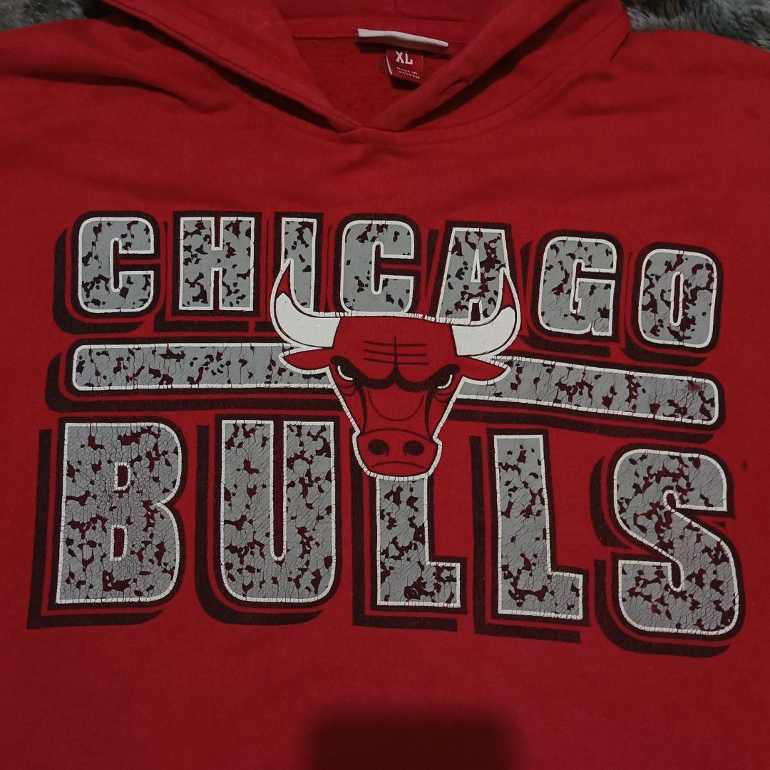 Mitchell & Ness Chicago Bulls Hoodie (Category: Hoodies) located in Taguig. Submitted by samethr1ft (Listing ID 1335416681, Image 3). Description: Mitchell & Ness Chicago Bulls Hoodie Condition: Good Size: XL Width: 25 Length:29 Issue: Pinholes 500 + Shipping Fee.