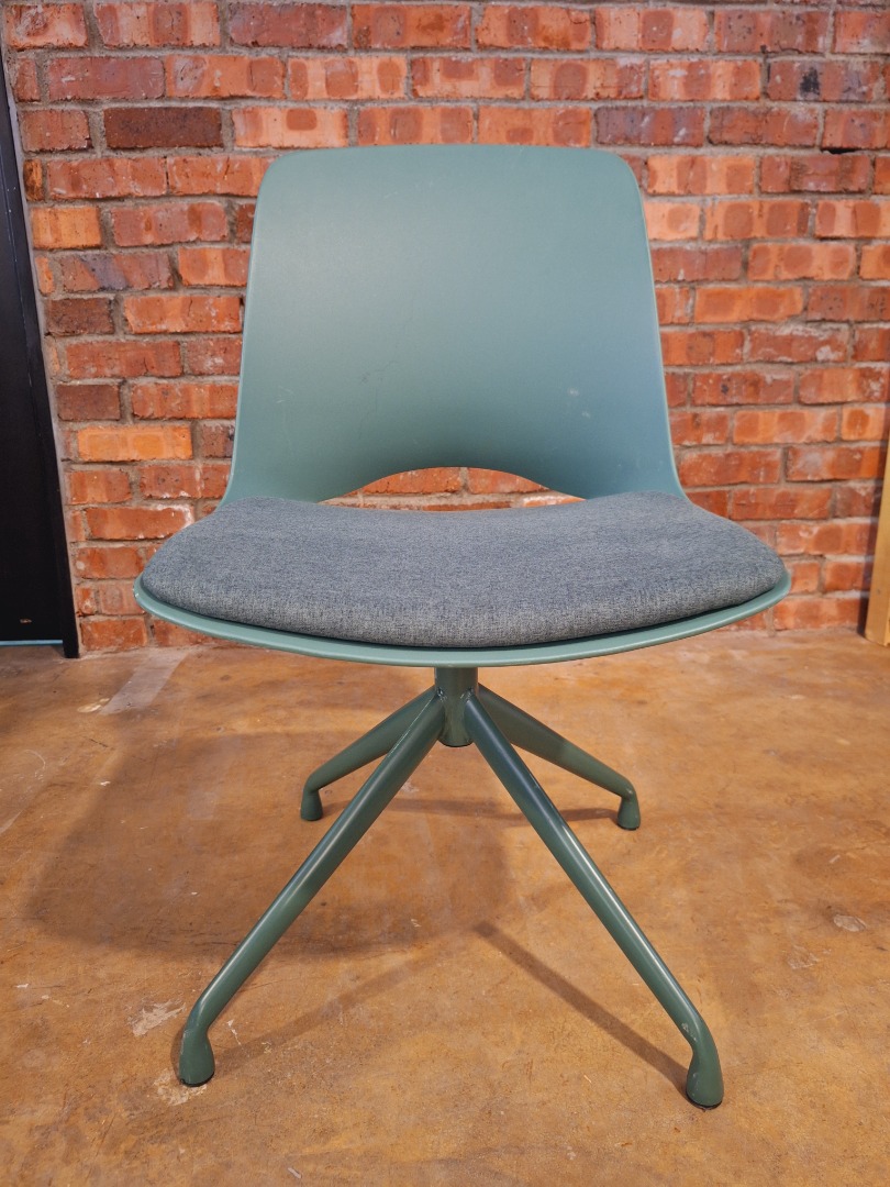 Modern Green & Grey Cushioned Swivel Chair | Kerusi Pusing Hijau Kusyen ...