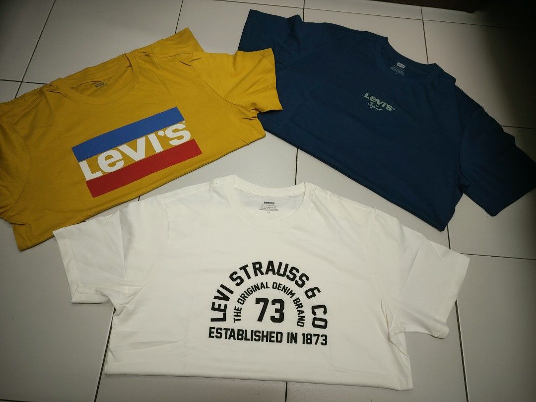 New Original Levis Size L Men s Fashion Tops Sets Tshirts Polo Shirts on Carousell