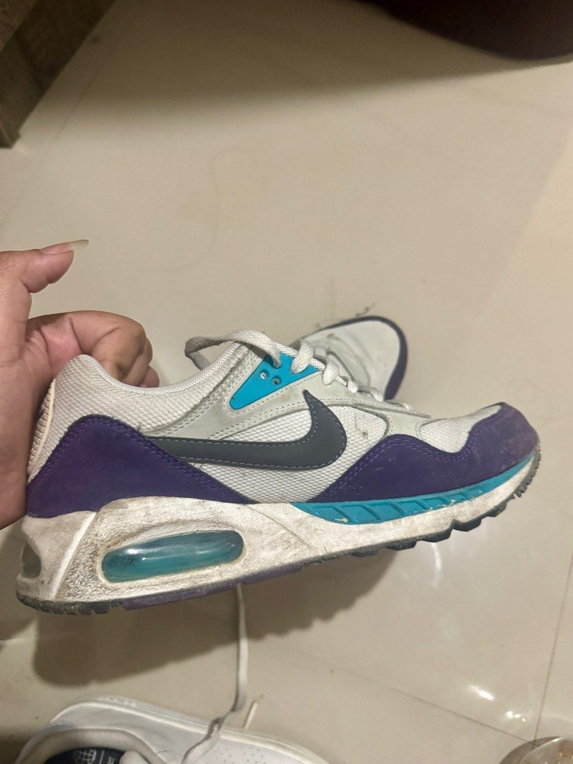 Nike air original (Category: Sneakers) located in Manila. Submitted by eyaaa (Listing ID 1335419230, Image 1). Description: ORIGINAL MONEY BACK IF PROVEN FAKE SIZE IS IN THE SECOND PHOTO RFS:DECLUTTERING.