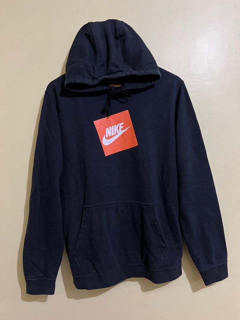NIKE BOXLOGO HOODIE Men s Fashion Coats Jackets and Outerwear on Carousell