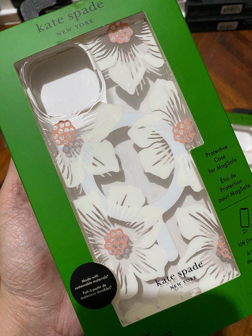 Original Kate Spade MagSafe Case for iPhone 15 / 13 / 14 (Category: Cases & Sleeves) located in Manila. Submitted by razelysonn (Listing ID 1335568638, Image 3). Description: All original with srp at the back Fixed Price .
