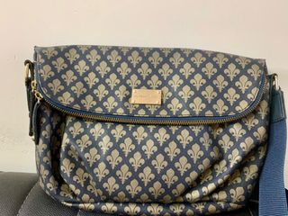 （分類：）位於 。 由 helen2211 提交（商品編號 1335505338，圖片 1）。簡介： 。