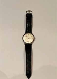 （分類：）位於 。 由 thriftingaround 提交（商品編號 1335528008，圖片 1）。簡介： 。