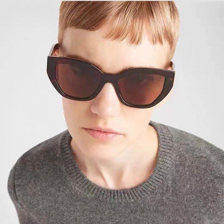 Prada 23ss Sunglasses For Unisex Colour Available MODEL SPRA09S Authentic Size 54 18 145mm