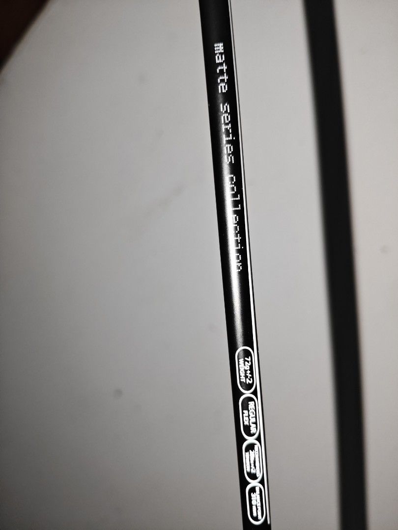 PROTECH (Category: Racket & Ball Sports) located in Kampar. Submitted by sinyong878 (Listing ID 1335589339, Image 3). Description: protech ultralite 55 for let go string exbolt63 sell reason:too light for me got painchip can refer to last 3 pic price can nego,meet up only intrested pm.