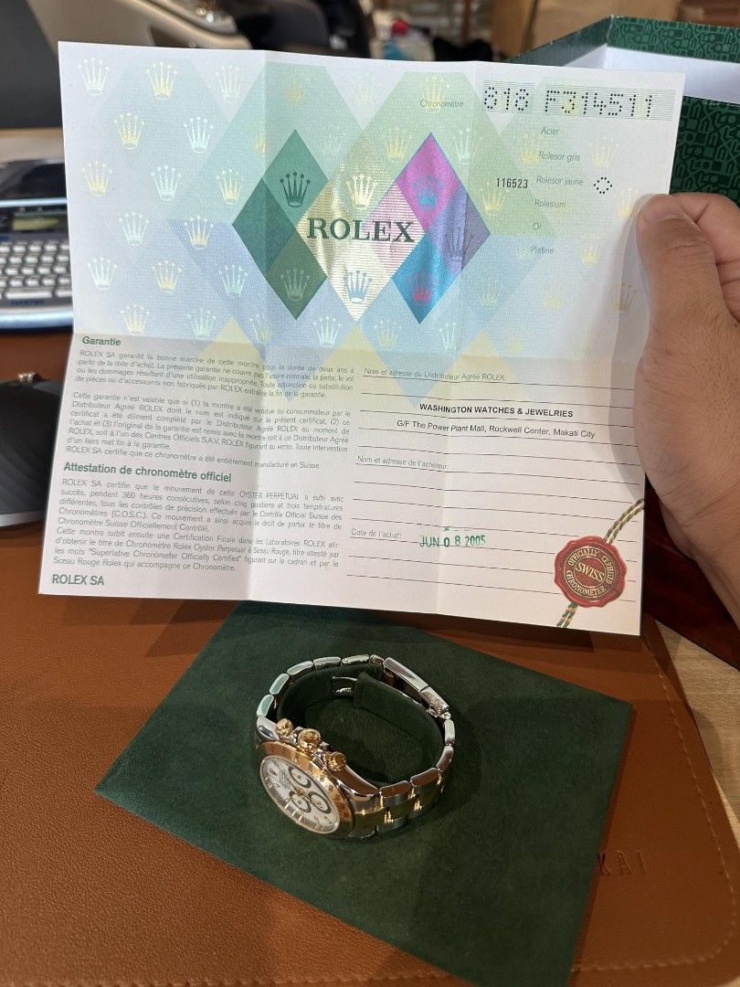 Rolex Daytona Two Tone (Category: Luxury Watches) located in Las Pinas. Submitted by south_auto_exchange (Listing ID 1333264749, Image 3). Description: for sale Rolex Daytona 2006 local AD complete 945k only open for authentication.