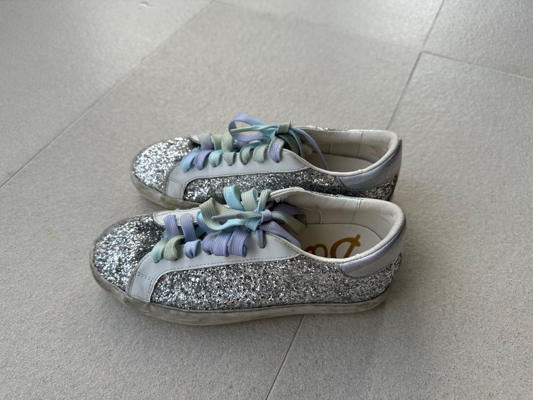 Sam Edelman Girl s Sneaker with Sequins Babies Kids Babies Kids Fashion on Carousell