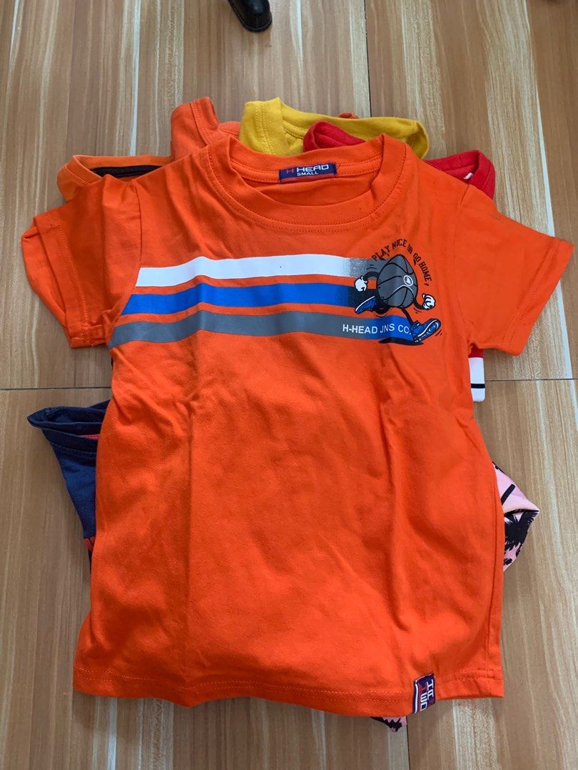 Shirt for kids 3-5 (Category: Babies & Kids Fashion) located in Cauayan City . Submitted by _must_have_ (Listing ID 1335464693, Image 3). Description: Almost brandnew! Not faded. Not manipis. No himulmol. Assorted brand. H&M, Hammerhead, Oshkosh, Starwars, Garfied etc.