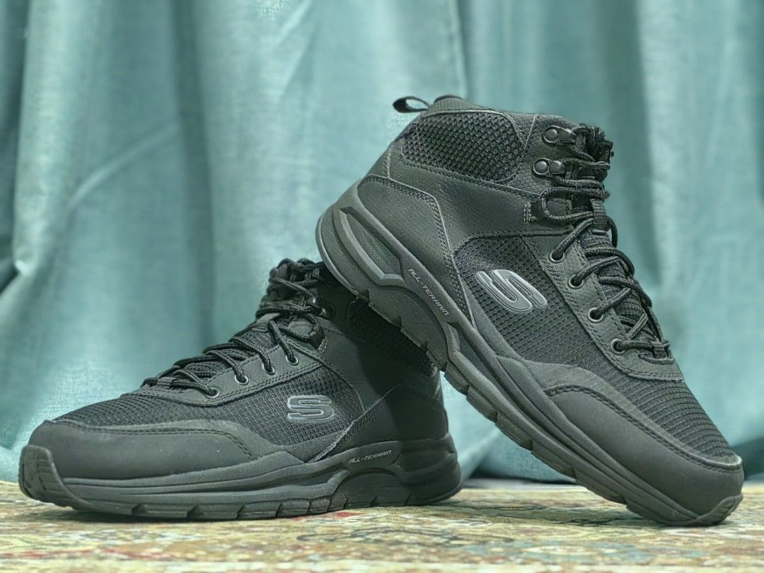 Kasut hiking skechers hotsell