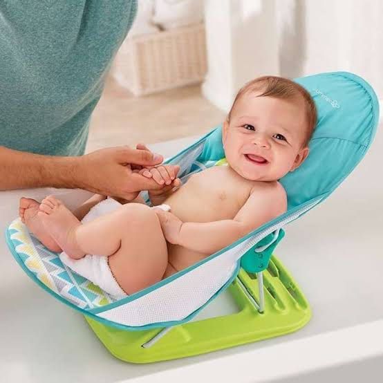 Summer Infant Deluxe Baby Bather (Category: Bathtub & Bath Accessories) located in Makati City. Submitted by mihox (Listing ID 1334374361, Image 3). Description: Brand:Summer Infant Bought at 1,699.75.