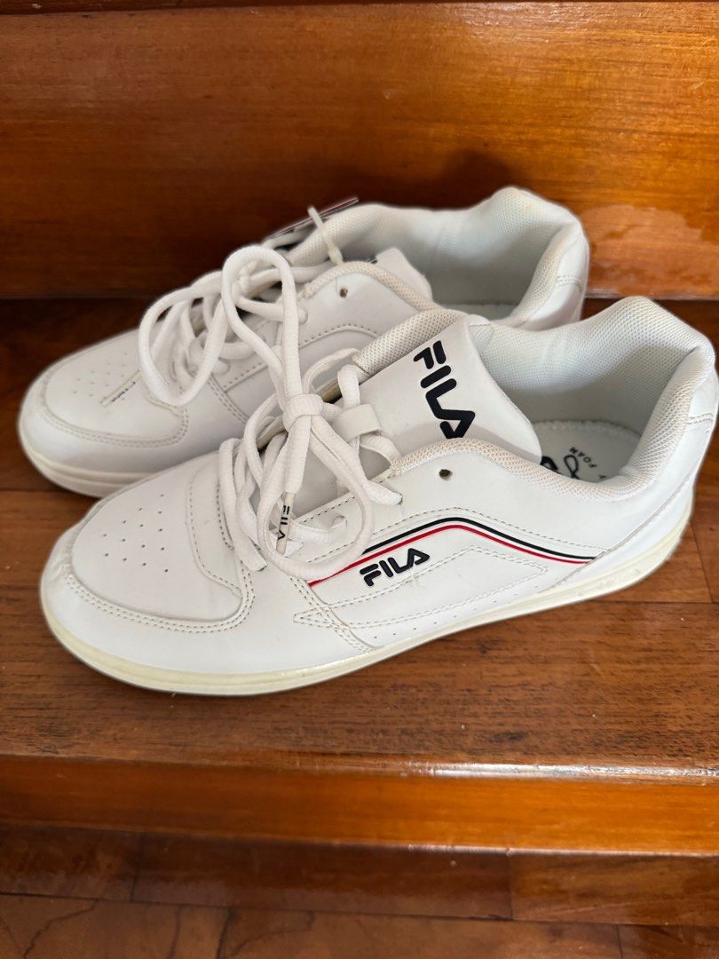 Low top white filas shop