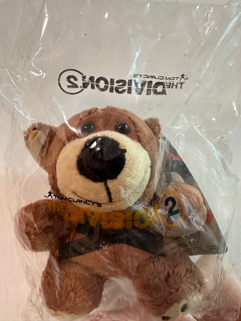 The Division tommy teddy bear 熊鎖匙扣特典, 興趣及遊戲, 玩具