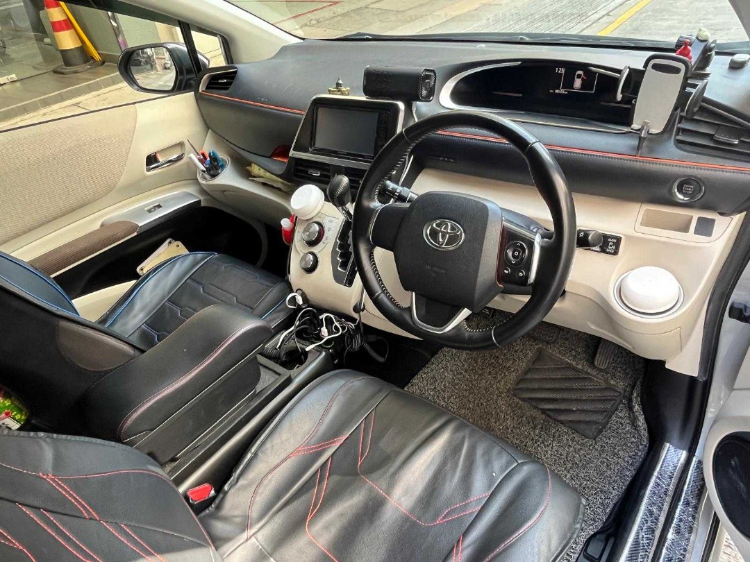 Toyota SIENTA Auto62863130023169114
