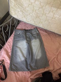 (Category: ) located in . Submitted by danizzdani65873 (Listing ID 1335443795, Image 1). Description: .