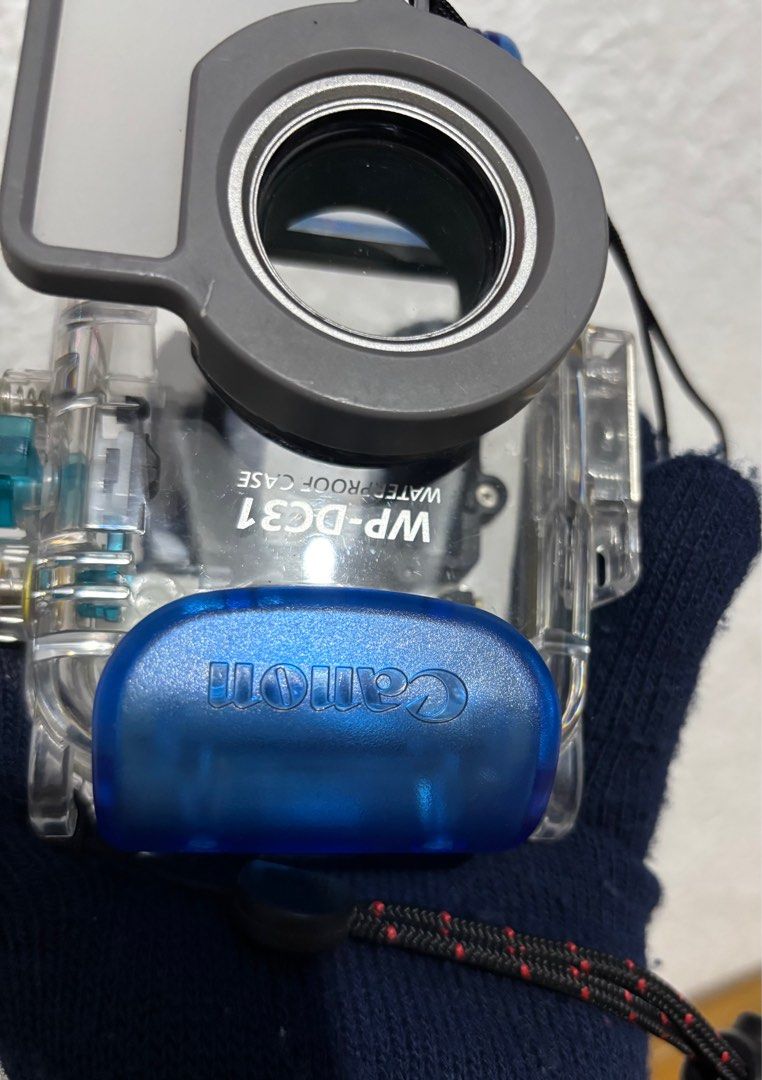 Waterproof Case for Canon IXUS (SD780) (Category: Other Photography Accessories) located in Paranaque City. Submitted by dalle_closet (Listing ID 1335565941, Image 3). Description: all weather case for canon ixus 100 is SD780.