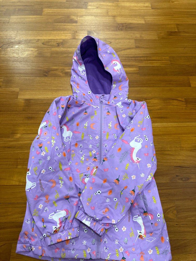 Winter Jacket (Category: Babies & Kids Fashion) located in Singapore. Submitted by egglazy (Listing ID 1335458683, Image 1). Description: Water repellent jacket with inner fleece lining. Size suitable for up to 120cm. Worn once. .