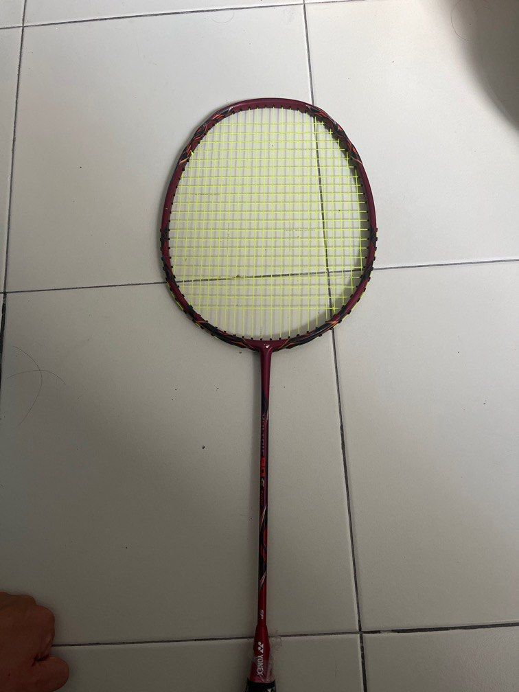 ヨネックス VOLTRIC 80 e-tune VOLTRIC 80 e-tune bp 4UG5 専門店会