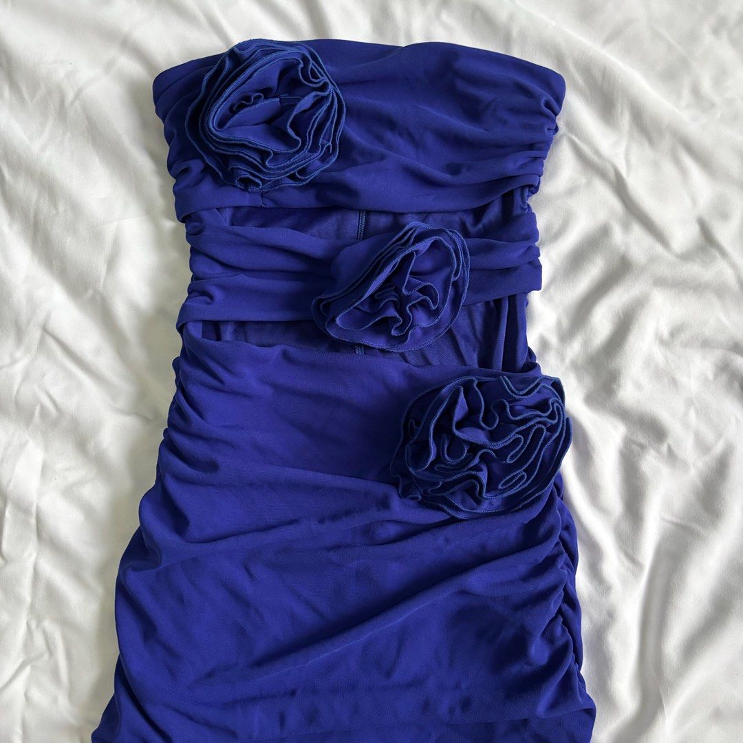 Zara Blue Mini Flower Detail Cut-out Dress, Women's Fashion, Dresses &  Sets, Dresses on Carousell