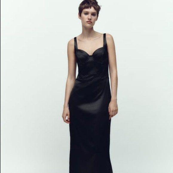 Zara corset midi dress, Women's Fashion, Dresses & Sets, Dresses on  Carousell